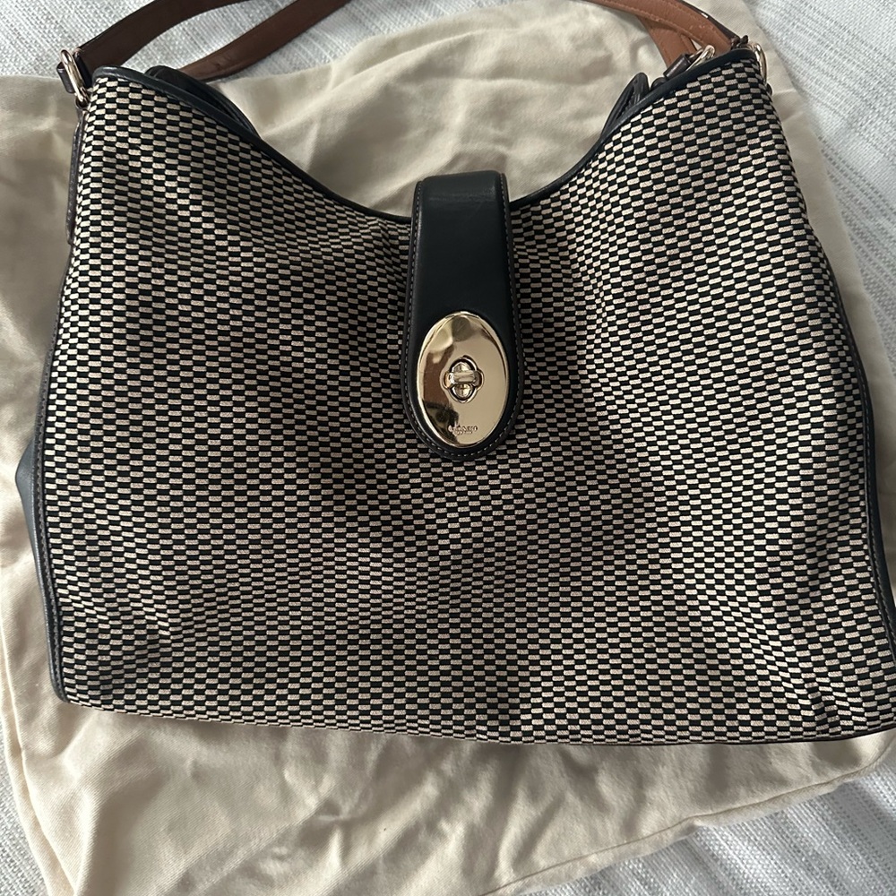 Coach Madison Carlyle Woven Shoulder Bag - Picture 2 of 10